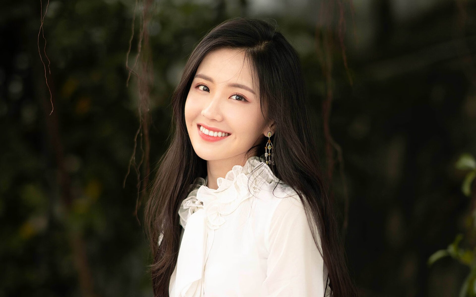 凯瑟琳·伯科夫冲刺阶段技压群雄,凯瑟琳keener