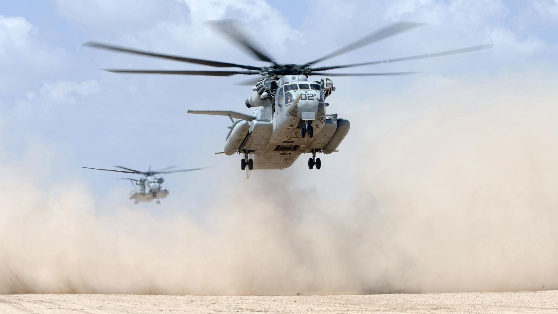 库里在家中设置私人篮球训练区，库里私人训练师